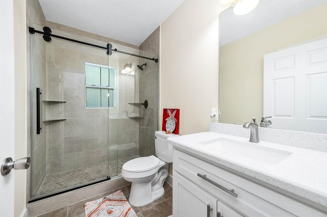 303 Baker Drive, Tomball, TX 77375