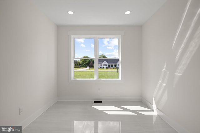 3 PERSIMMON LN, Harbeson, DE 19951