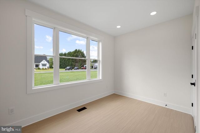 3 PERSIMMON LN, Harbeson, DE 19951