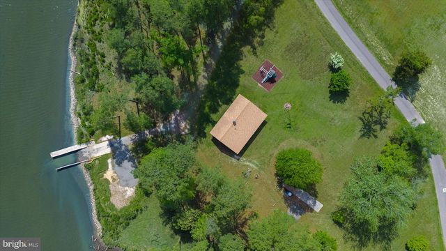 3 PERSIMMON LN, Harbeson, DE 19951