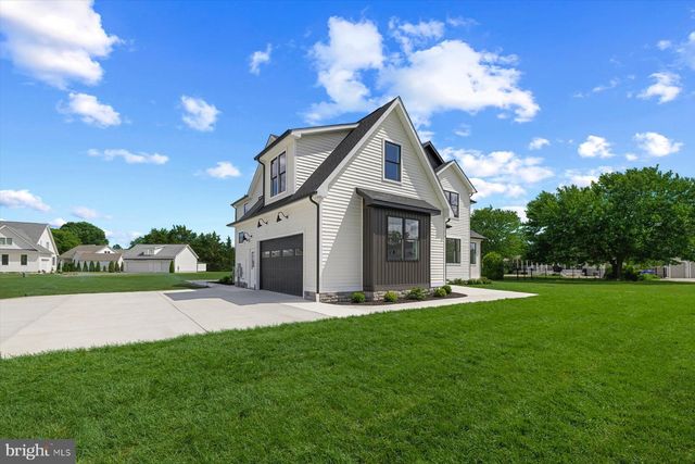 3 PERSIMMON LN, Harbeson, DE 19951