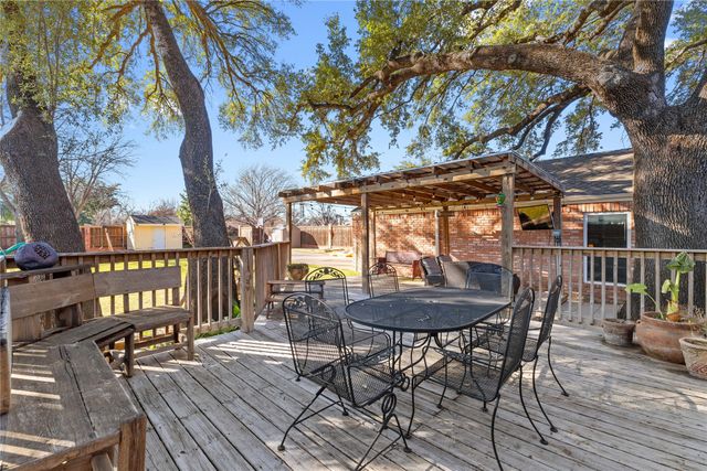 209 Quail Run, Brownwood, TX 76801