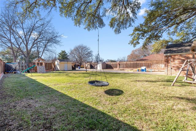 209 Quail Run, Brownwood, TX 76801