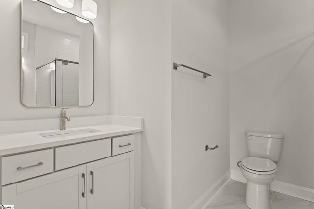 125 Cottage Lane, Greenwood, SC 29649