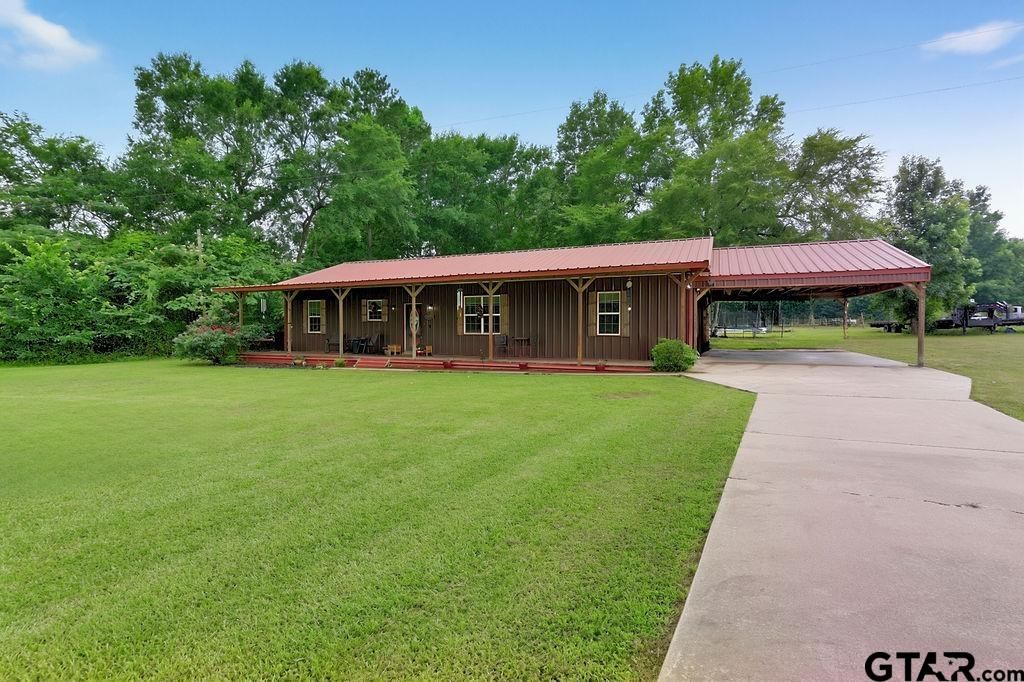 339 Williams Rd, Gilmer, TX 75645