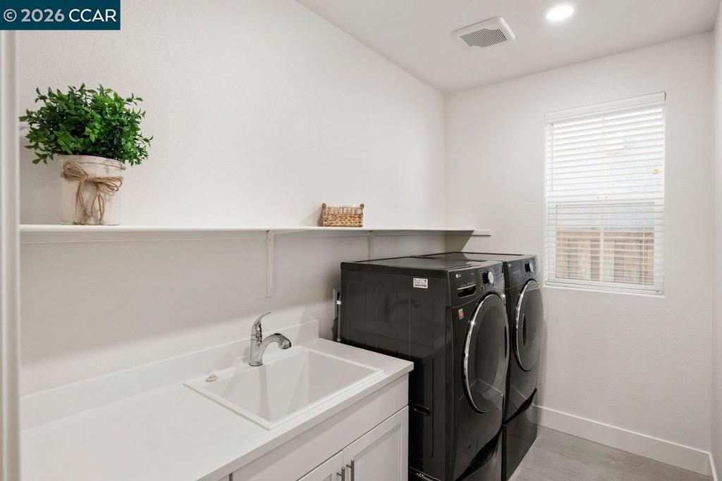Image 40 of property listing at 6808 Verbena St, Tracy, CA 95377