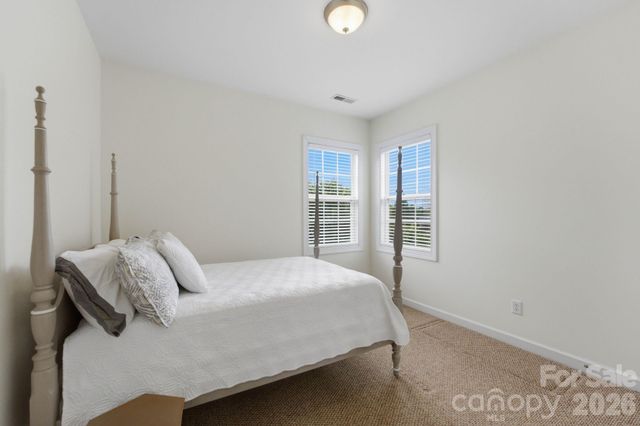 422 Deer Brush Lane, Waxhaw, NC 28173