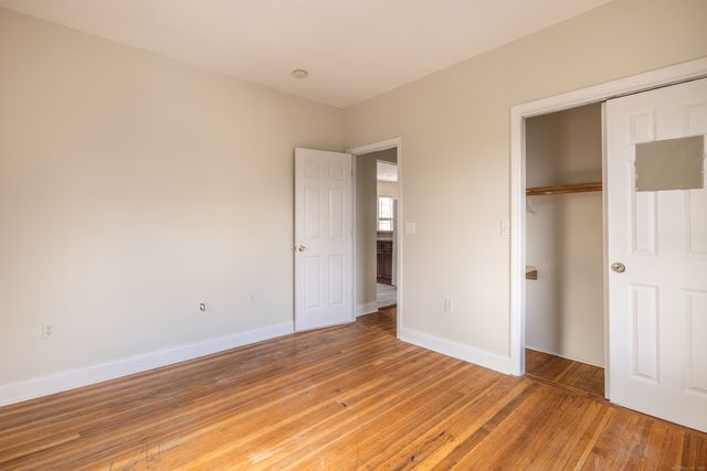 25 Hunting Street 2nd floor, Bridgeport, CT 06606