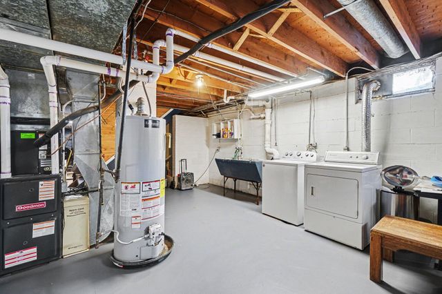 6909 Oakland Drive, Portage City, MI 49024