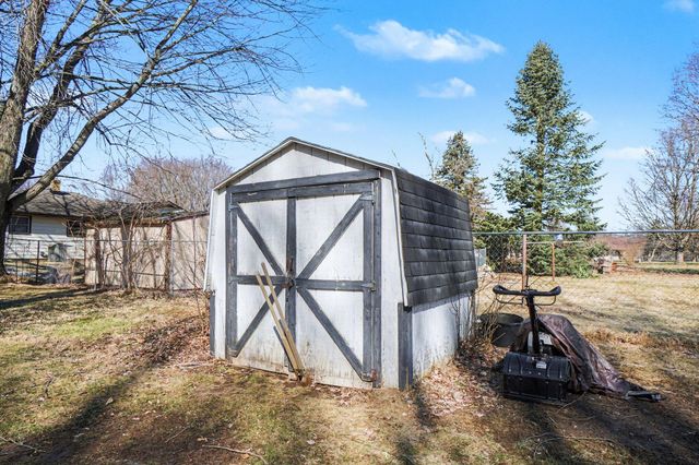 6909 Oakland Drive, Portage City, MI 49024