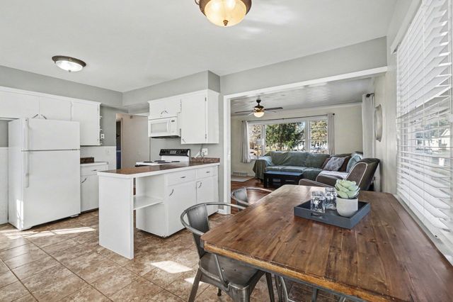 6909 Oakland Drive, Portage City, MI 49024