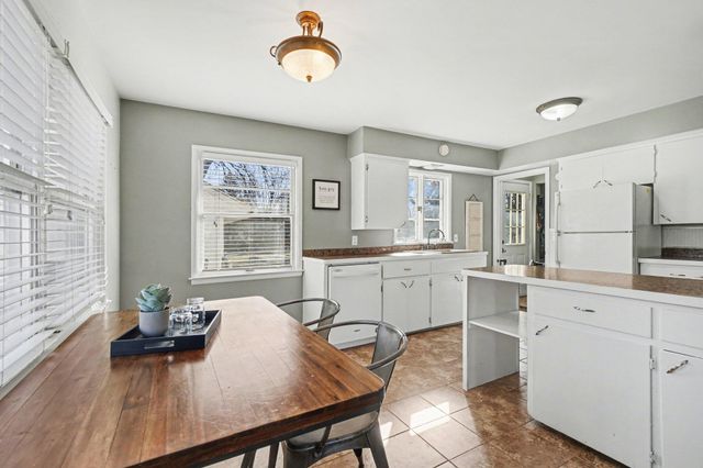 6909 Oakland Drive, Portage City, MI 49024