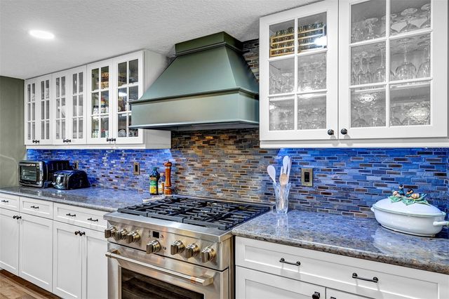 38922 ELLA DRIVE, Lady Lake, FL 32159