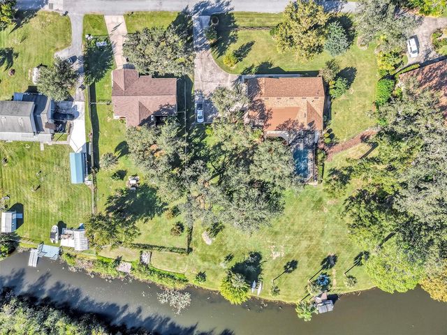 38922 ELLA DRIVE, Lady Lake, FL 32159