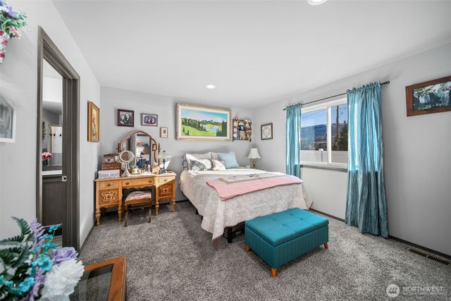 2314 SE Marlette Road, East Wenatchee, WA 98802