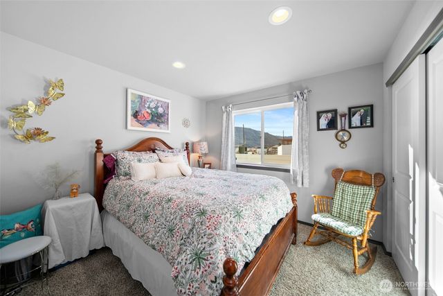 2314 SE Marlette Road, East Wenatchee, WA 98802