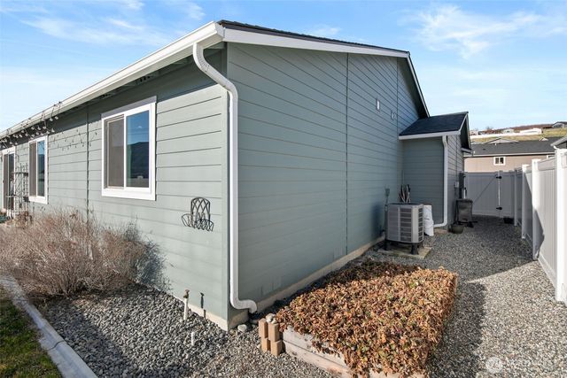 2314 SE Marlette Road, East Wenatchee, WA 98802
