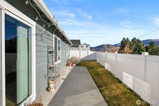 2314 SE Marlette Road, East Wenatchee, WA 98802