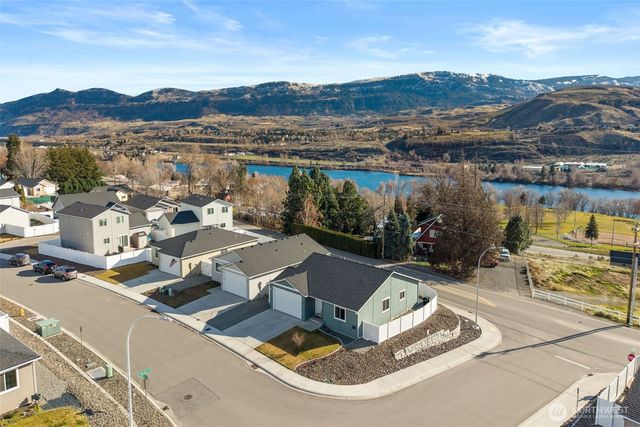 2314 SE Marlette Road, East Wenatchee, WA 98802