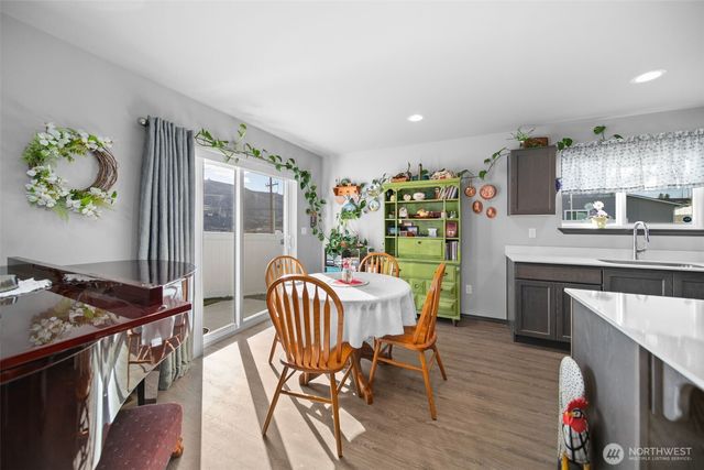 2314 SE Marlette Road, East Wenatchee, WA 98802