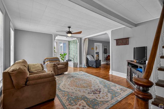 525 N Iowa AVE, Holton, KS 66436