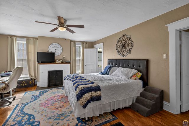 525 N Iowa AVE, Holton, KS 66436