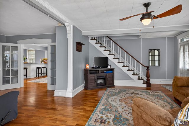 525 N Iowa AVE, Holton, KS 66436