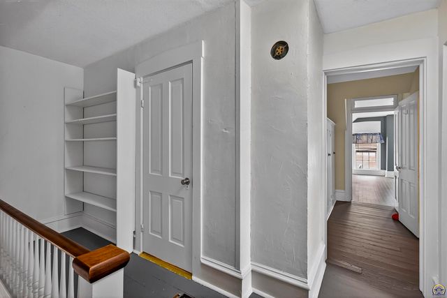 525 N Iowa AVE, Holton, KS 66436