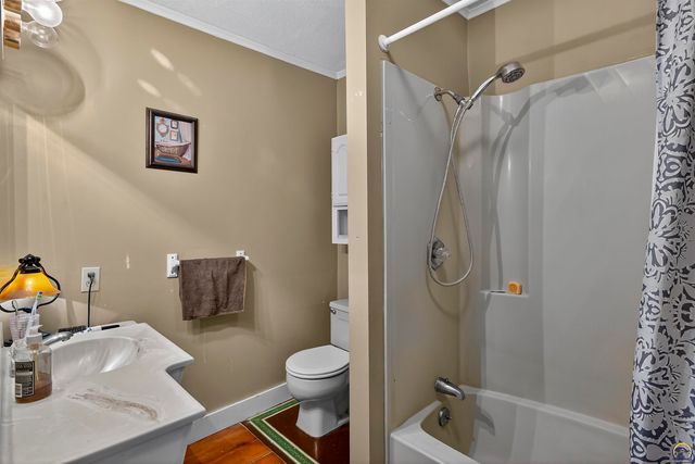 525 N Iowa AVE, Holton, KS 66436