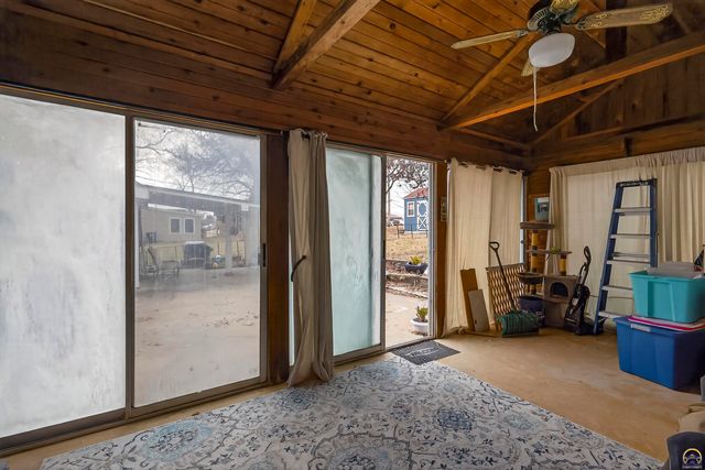 525 N Iowa AVE, Holton, KS 66436