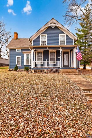 525 N Iowa AVE, Holton, KS 66436