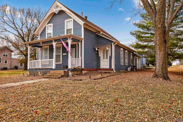 525 N Iowa AVE, Holton, KS 66436