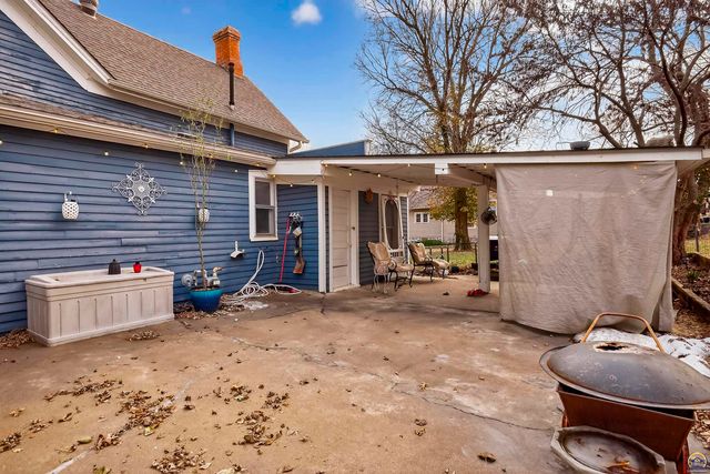 525 N Iowa AVE, Holton, KS 66436