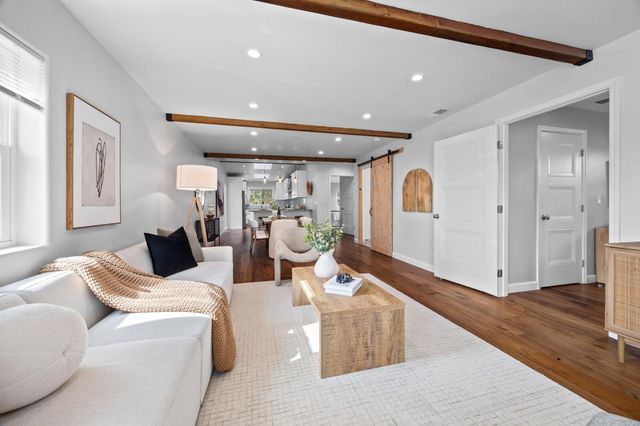 3242 Fair Oaks Avenue, Redwood City, CA 94063