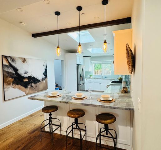 3242 Fair Oaks Avenue, Redwood City, CA 94063