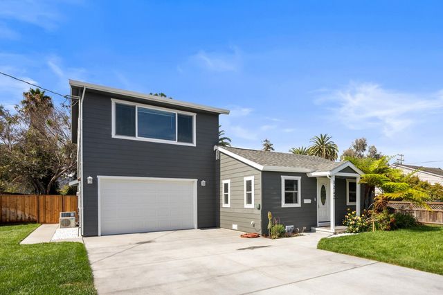 3242 Fair Oaks Avenue, Redwood City, CA 94063