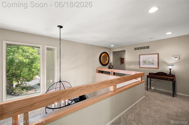 4872 Cliffside Drive, West Bloomfield Charter Township, MI 48323