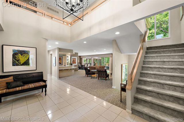4872 Cliffside Drive, West Bloomfield Charter Township, MI 48323