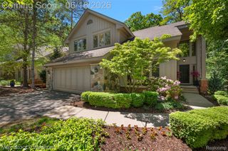 4872 Cliffside Drive, West Bloomfield Charter Township, MI 48323