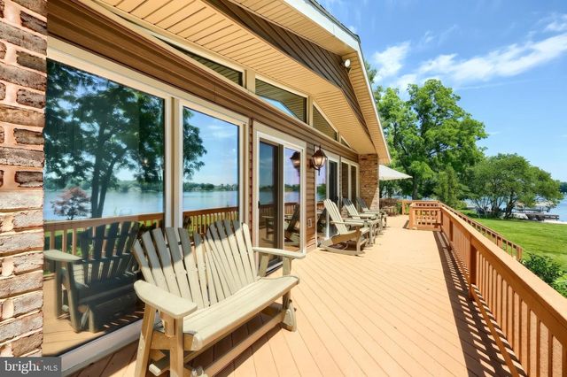 166 LAKE MEADE DR, East Berlin, PA 17316