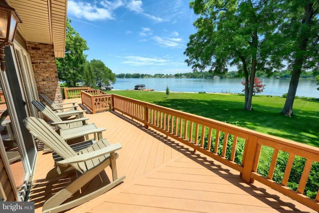 166 LAKE MEADE DR, East Berlin, PA 17316