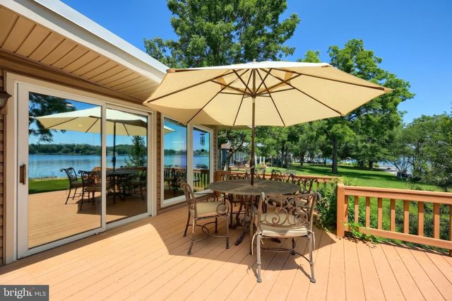 166 LAKE MEADE DR, East Berlin, PA 17316