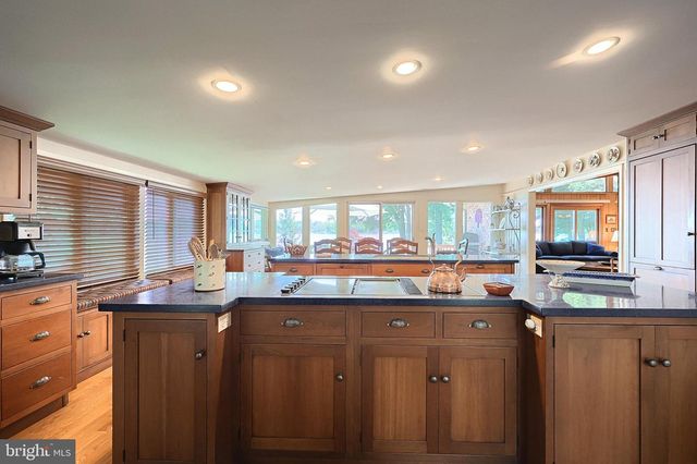 166 LAKE MEADE DR, East Berlin, PA 17316