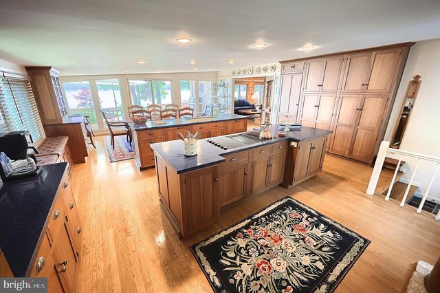 166 LAKE MEADE DR, East Berlin, PA 17316
