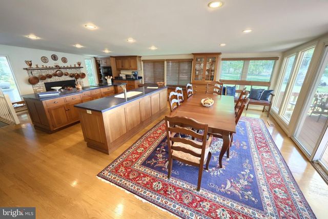 166 LAKE MEADE DR, East Berlin, PA 17316
