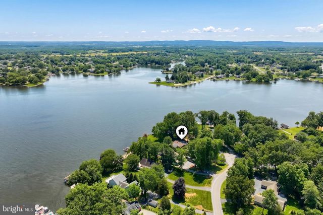 166 LAKE MEADE DR, East Berlin, PA 17316