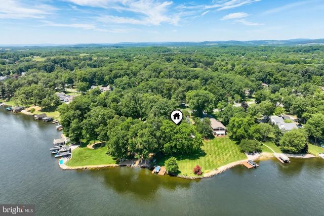 166 LAKE MEADE DR, East Berlin, PA 17316
