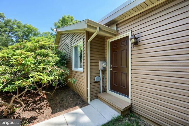 166 LAKE MEADE DR, East Berlin, PA 17316