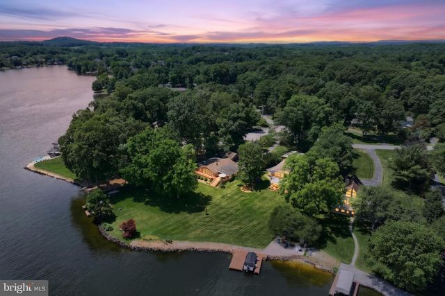 166 LAKE MEADE DR, East Berlin, PA 17316