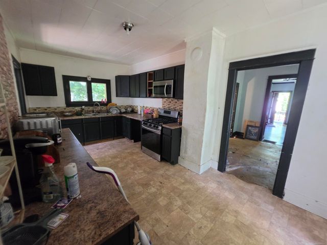 4237 Wood Street, Saginaw Twp, MI 48638